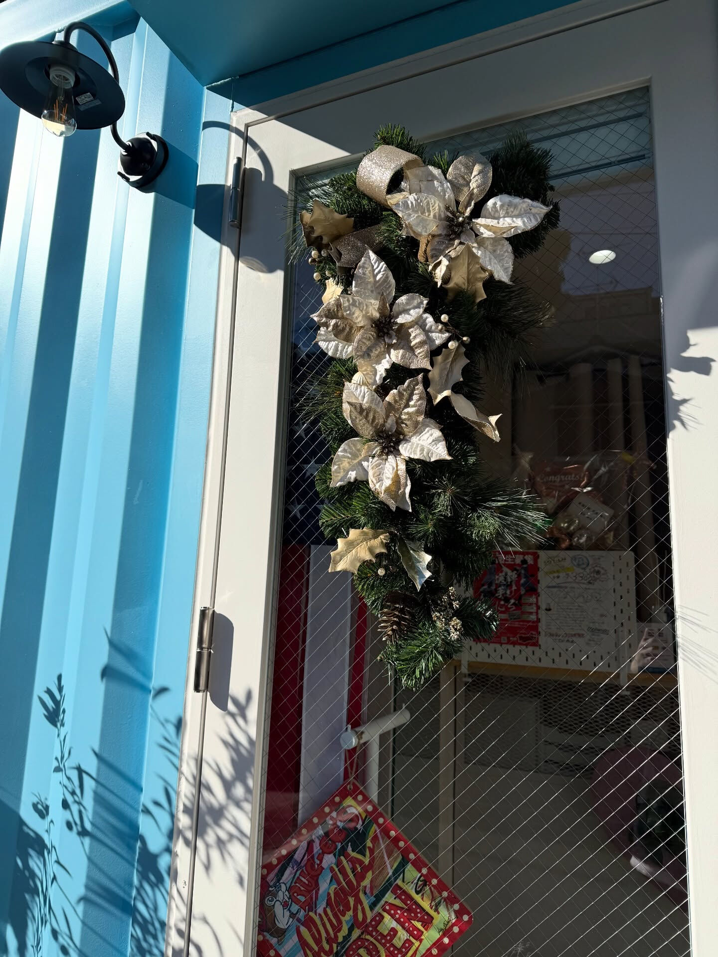 クリスマスリース取り付け🎄